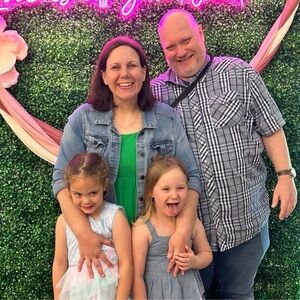 Meet your Posher, Cortney